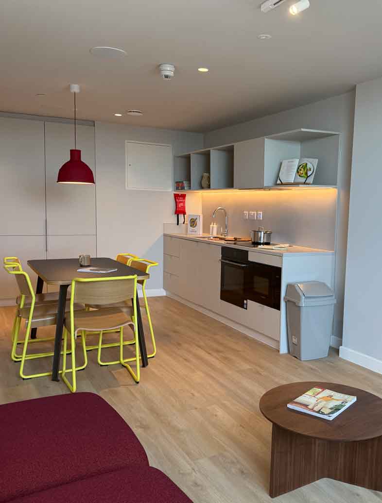merrion-street-leeds-10